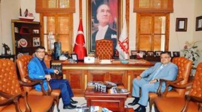 Rekt&ouml;r Taş&rsquo;tan Başkan Yağcı&rsquo;ya Ziyaret