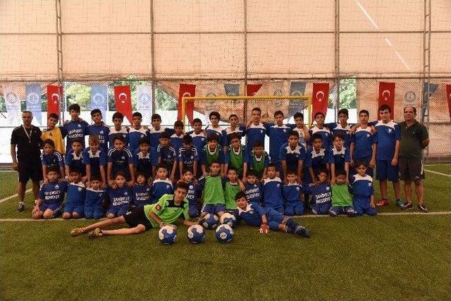 Yaz Spor Okulları &Ccedil;alışmaları Devam Ediyor 1