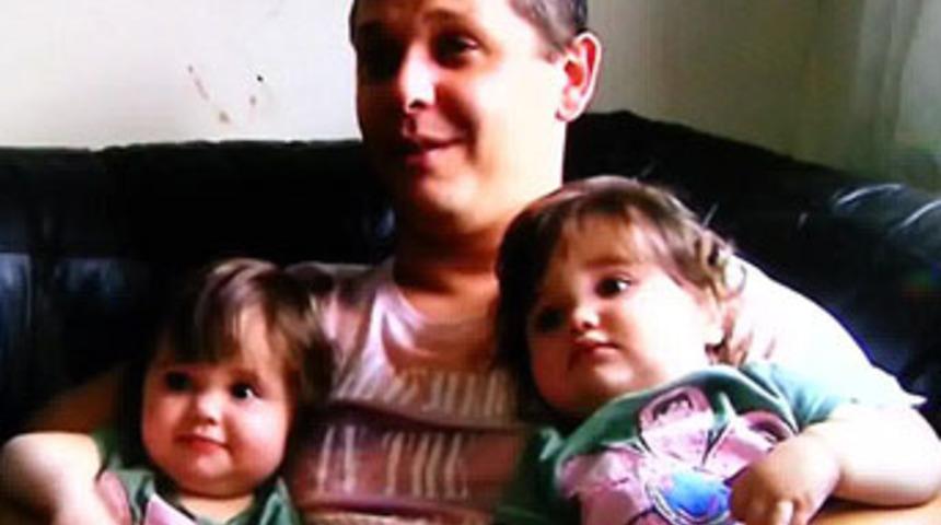 &Ccedil;ocuklarına dokunması yasak!