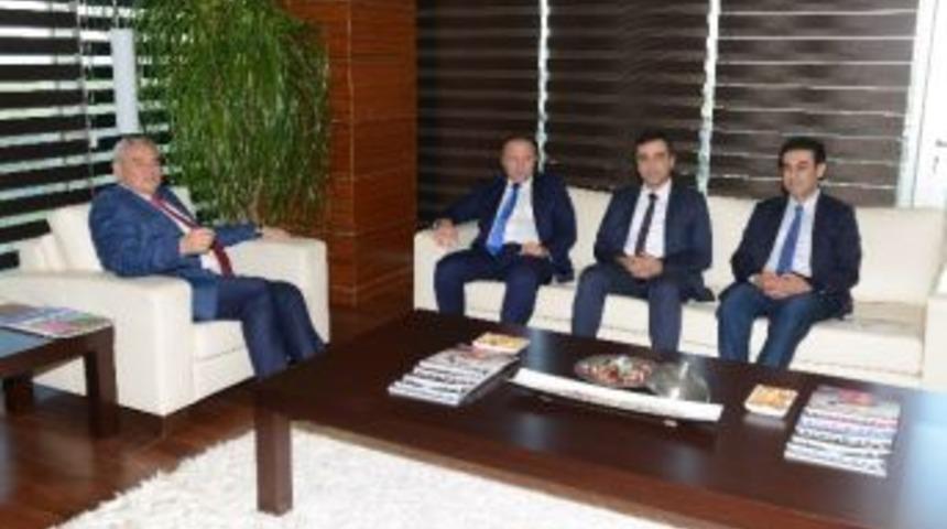 A&uuml; Rekt&ouml;r&uuml; &Uuml;nal, Atso&rsquo;yu Ziyaret Etti