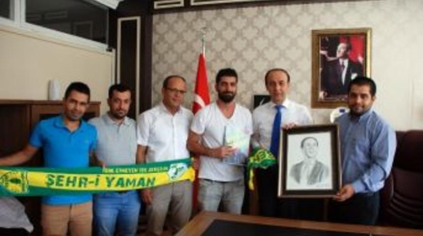 Şehr-i Yaman Taraftar Grubu&rsquo;ndan Vali Erin&rsquo;e Ziyaret