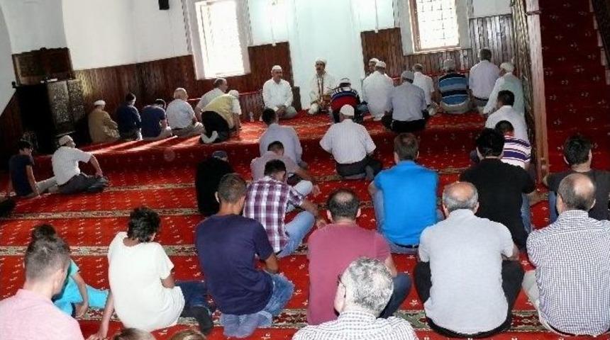 Bilecik&rsquo;te 15 Temmuz Şehitleri İ&ccedil;in Mevlid-i Şerif Okutuldu