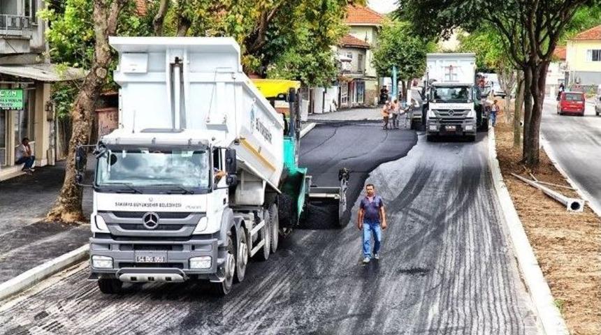 İn&ouml;n&uuml; Caddesi&rsquo;nde Yenileme S&uuml;r&uuml;yor