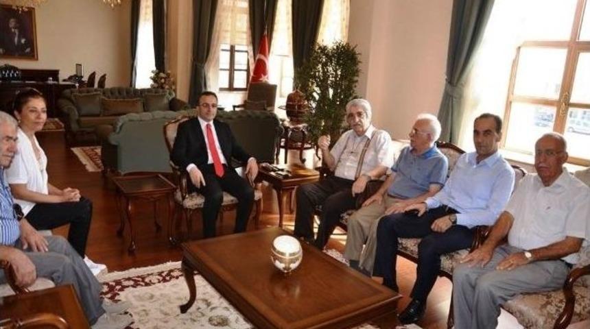 Kilis K&uuml;lt&uuml;r Derneği&rsquo;nden Vali &Ccedil;ataklı&rsquo;ya Ziyaret