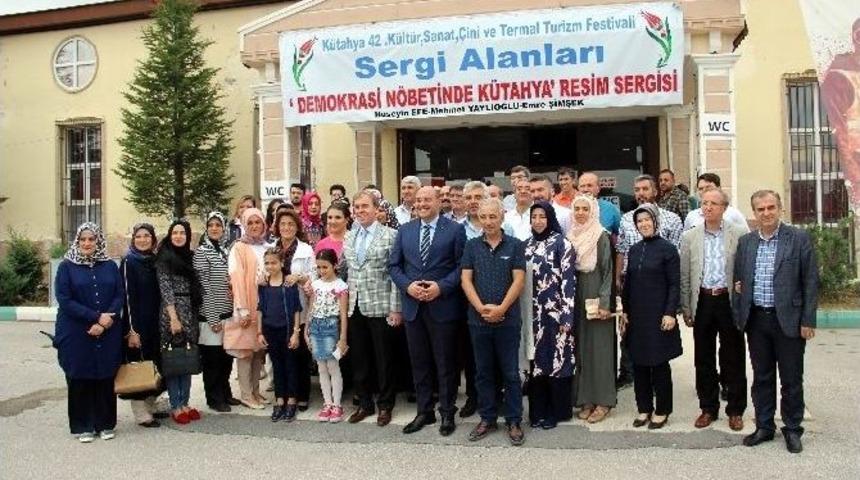 Başkan Ali &Ccedil;etinbaş Ve Milletvekilleri &rsquo;demokrasi N&ouml;betinde K&uuml;tahya&rsquo; Konulu Resim Sergisini Gezdi