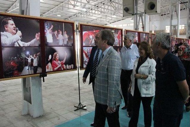 Başkan Ali Çetinbaş Ve Milletvekilleri ’demokrasi Nöbetinde Kütahya’ Konulu Resim Sergisini Gezdi