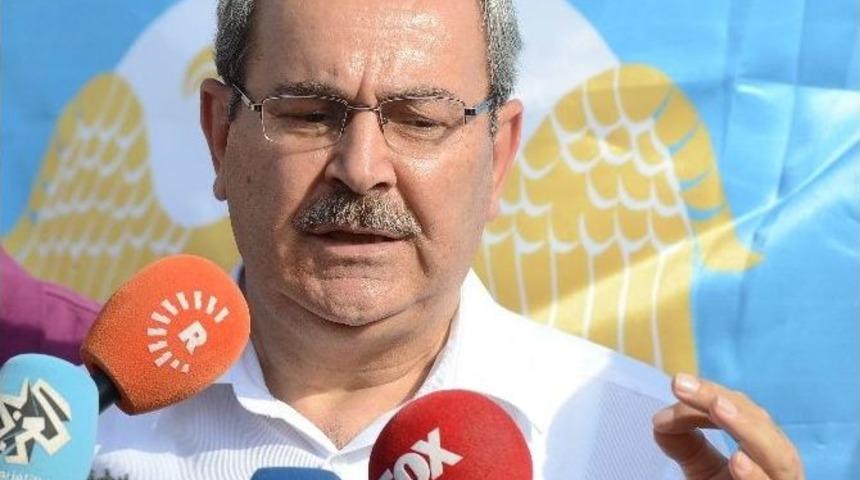 Suriye T&uuml;rkmen Meclisi Başkanı Dr. Emin Bozoğlan: