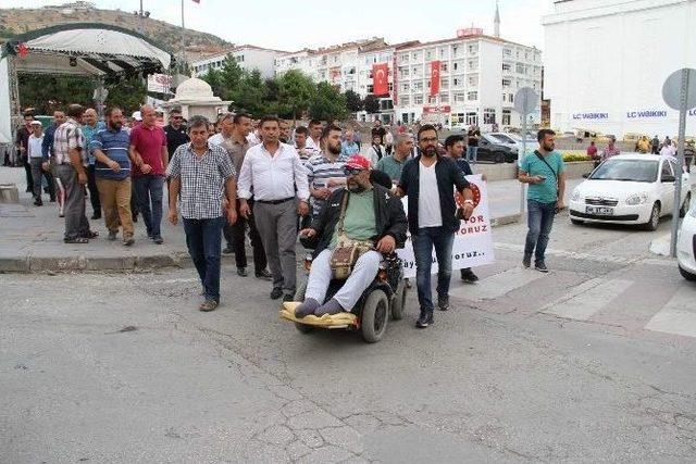 Yozgatlılar, Cumhurbaşkanı Erdoğan’dan Acemi Birliği İstemek İçin Yaya Olarak Yola Çıktı