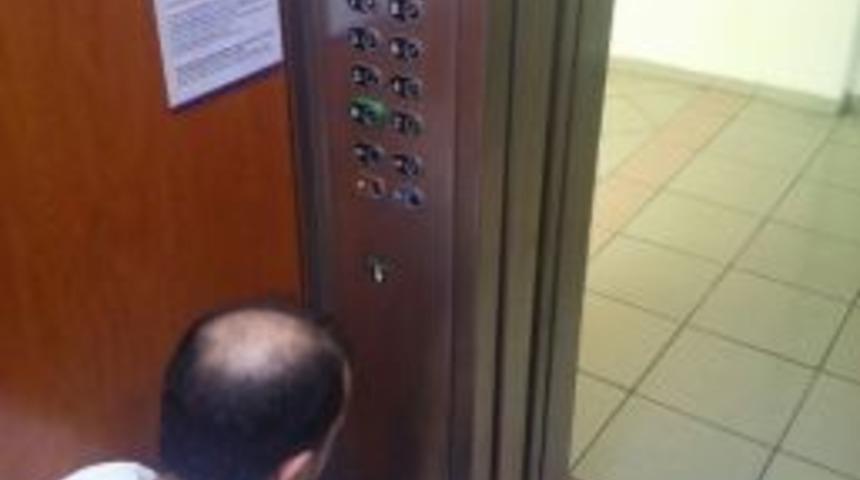 İzmit&rsquo;te Asans&ouml;rlerin Bakımı Devam Ediyor