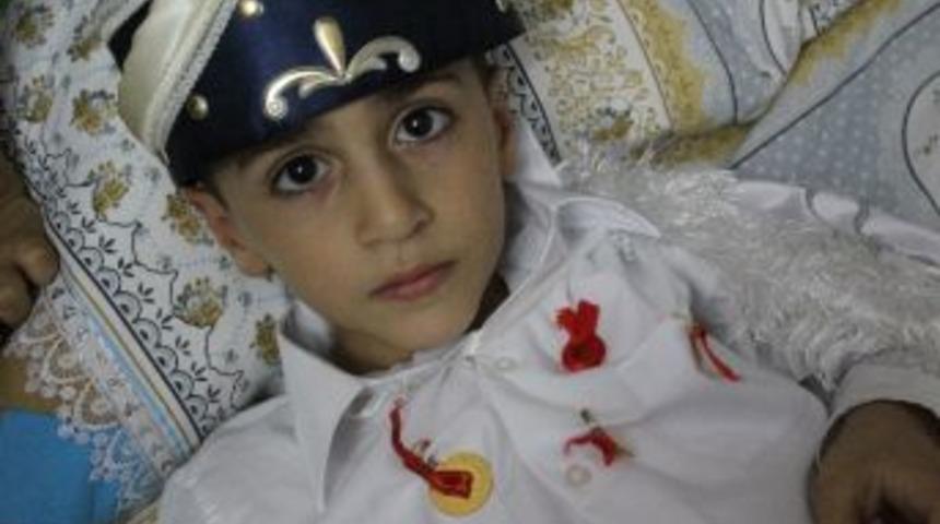 Hastanede S&uuml;nnet Yoğun Talep G&ouml;r&uuml;yor