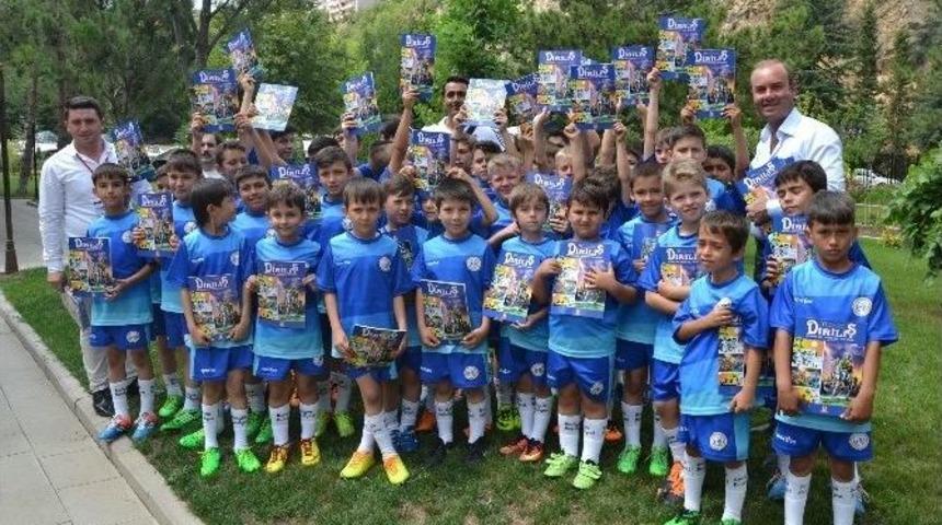 Şeyh Edebali T&uuml;rbesi Ve Osmanlı Tarih Şeridi&rsquo;ne Ziyaret&ccedil;i Akını