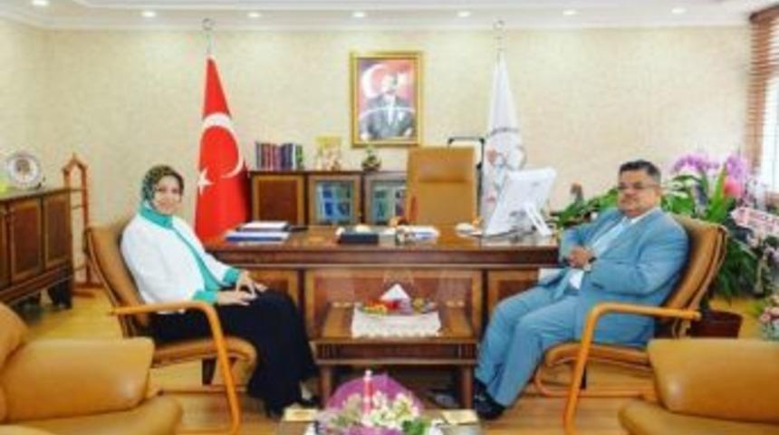 Başkan Yağcı&rsquo;dan, İl Milli Eğitim M&uuml;d&uuml;r&uuml; Fazilet Durmuş&rsquo;a Hayırlı Olsun Ziyareti