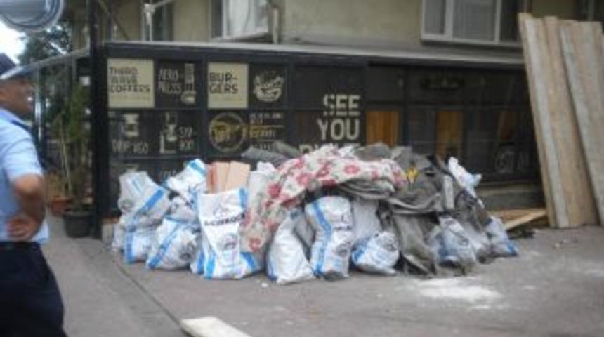 İzmit Zabıtası&rsquo;ndan İnşaat Atıklarına Sıkı Takip