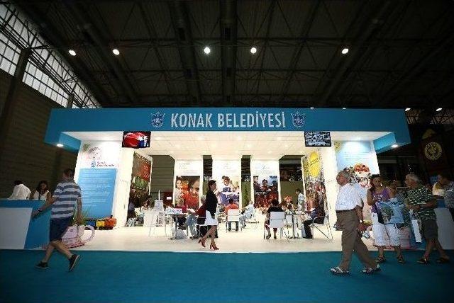 İzmir’deki Belediyeler Enternasyonal Fuarında Stant Açtı