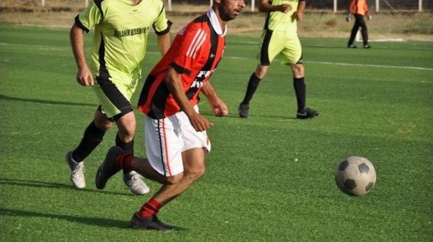 Başkan Kardağı Bulanıkspor&rsquo;un Ma&ccedil;ını İzledi