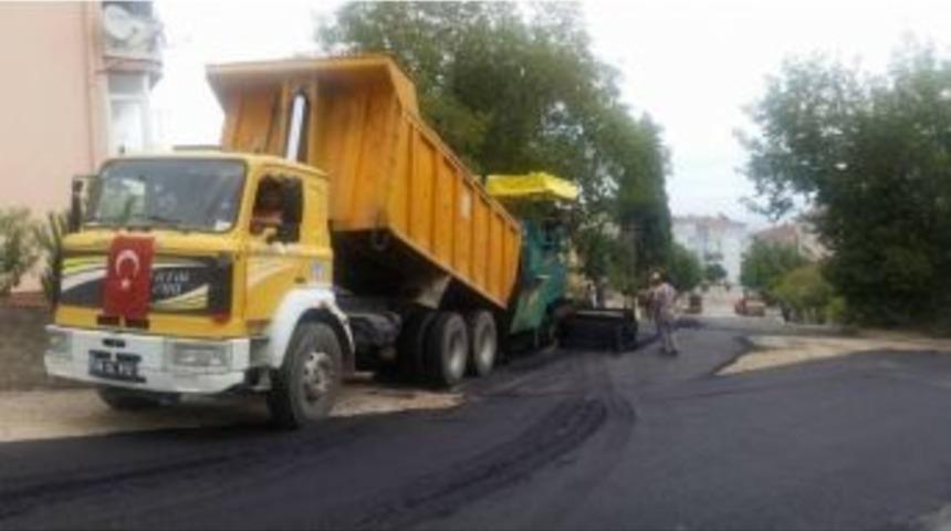 Asfalt &Ccedil;alışmaları Devam Ediyor