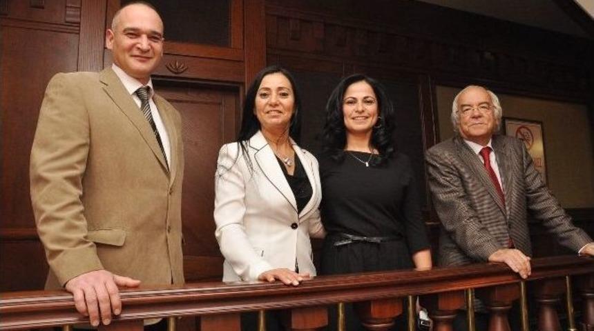 Almanya&rsquo;da Gelecek Vaat Eden 25 Kadından Biri Tuncelili