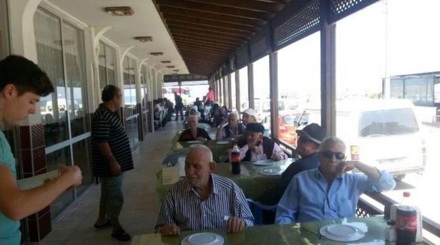 Huzurevi Sakinleri Moral Depoladı