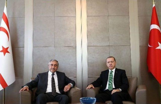 Cumhurbaşkanı Erdoğan, Kktc Cumhurbaşkanı Akıncı İle Görüştü