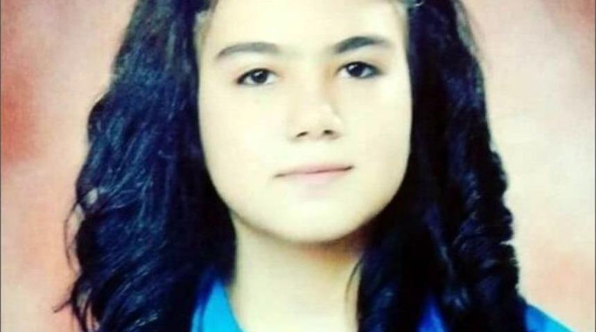 Kayıp Kız 6 Katlı Binadan Atlayarak İntihar Etti