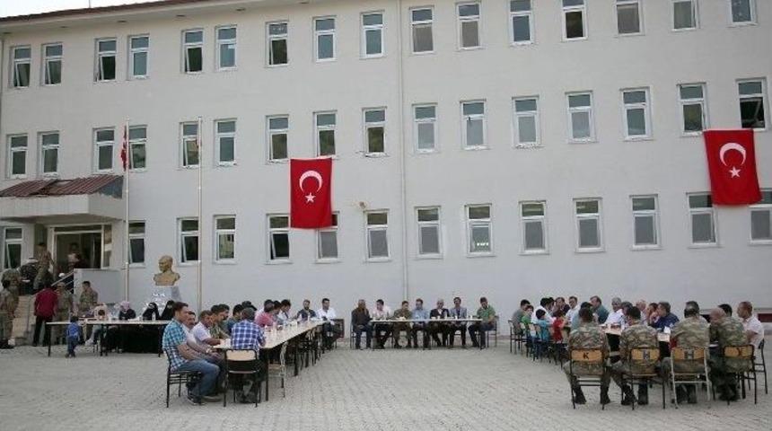 Şehit Ailesinden Anlamlı Ziyaret