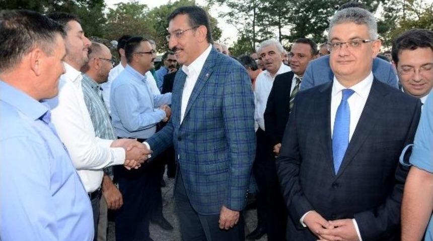 G&uuml;mr&uuml;k Ve Ticaret Bakanı T&uuml;fenkci Aksaray&rsquo;da