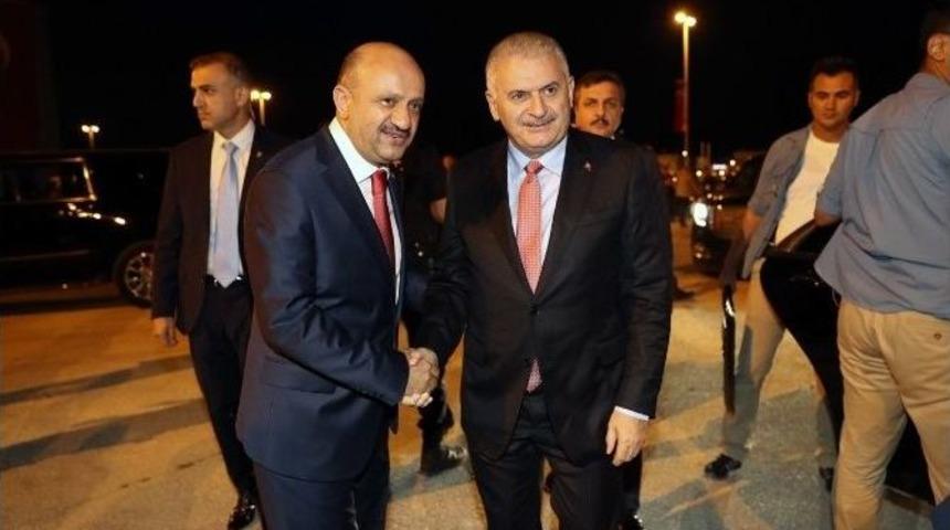 Başbakan Yıldırım, Bakan Işık Kızının Nikah Şahidi Oldu