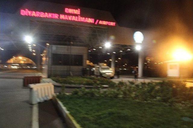 Diyarbakır Havalimanı’na Roketatarlı Saldırı