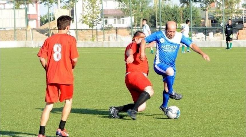 Meram&rsquo;da Şehit &Ouml;mer Halisdemir Futbol Turnuvası Başladı