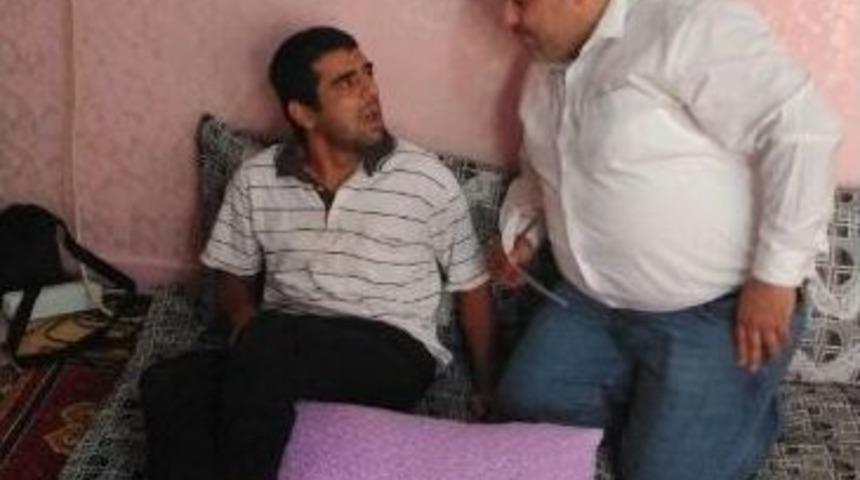 Diyarbakır&rsquo;da 200 Engelliye Tekerlekli Sandalye Dağıtıldı