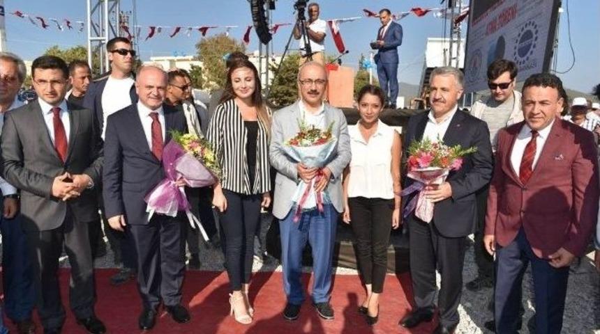 Bakanlar Aydıncık&rsquo;ta Temel Atma T&ouml;renine Katıldı