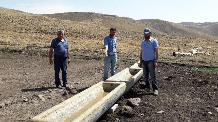 Birlik Başkanı Akın Yetiştiricilerin Sorunlarını Dinledi