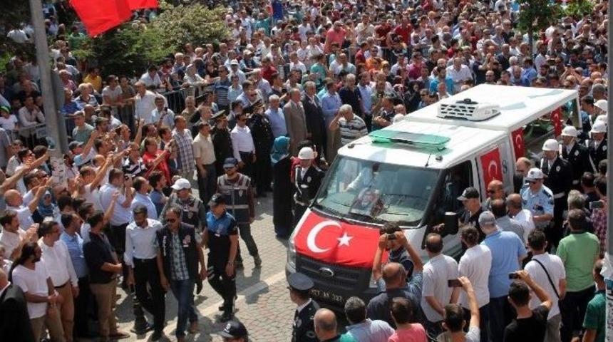 Şehit Polis Yalova&rsquo;da Son Yolculuğuna Uğurlandı