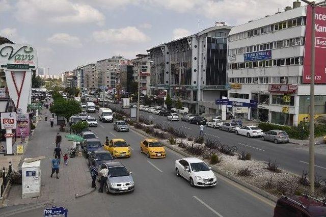 Turan Güneş Bulvarı Genişletiliyor