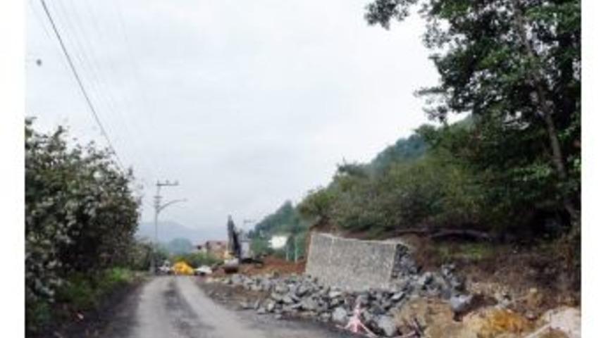 Başkan G&uuml;mr&uuml;k&ccedil;&uuml;oğlu, &ldquo;ge&ccedil;ici &Ccedil;alışmalar Yapmıyoruz, Kalıcı Eserler Bırakıyoruz&rdquo;