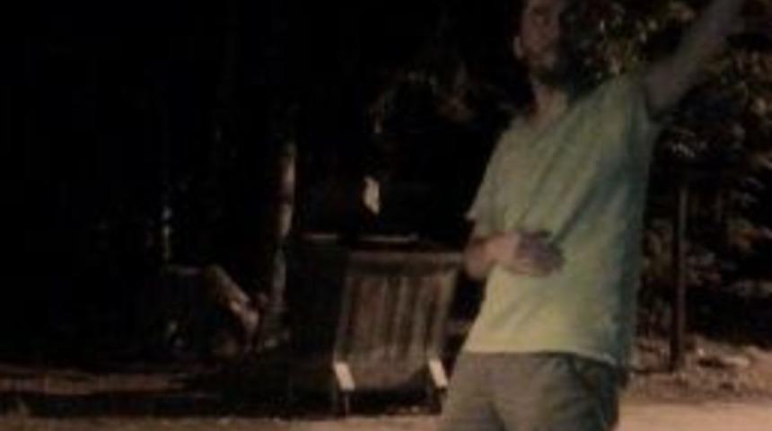 Ormanda Ayıyla Selfie Yaptı