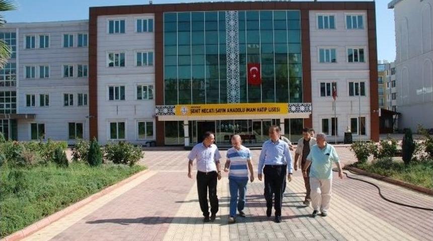 Vali Erin, El Konulan Fet&ouml; Okullarında İncelemelerde Bulundu