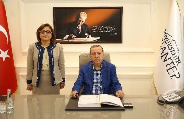 Cumhurbaşkanı Erdoğan’ı İsmail Kartal Da Karşıladı