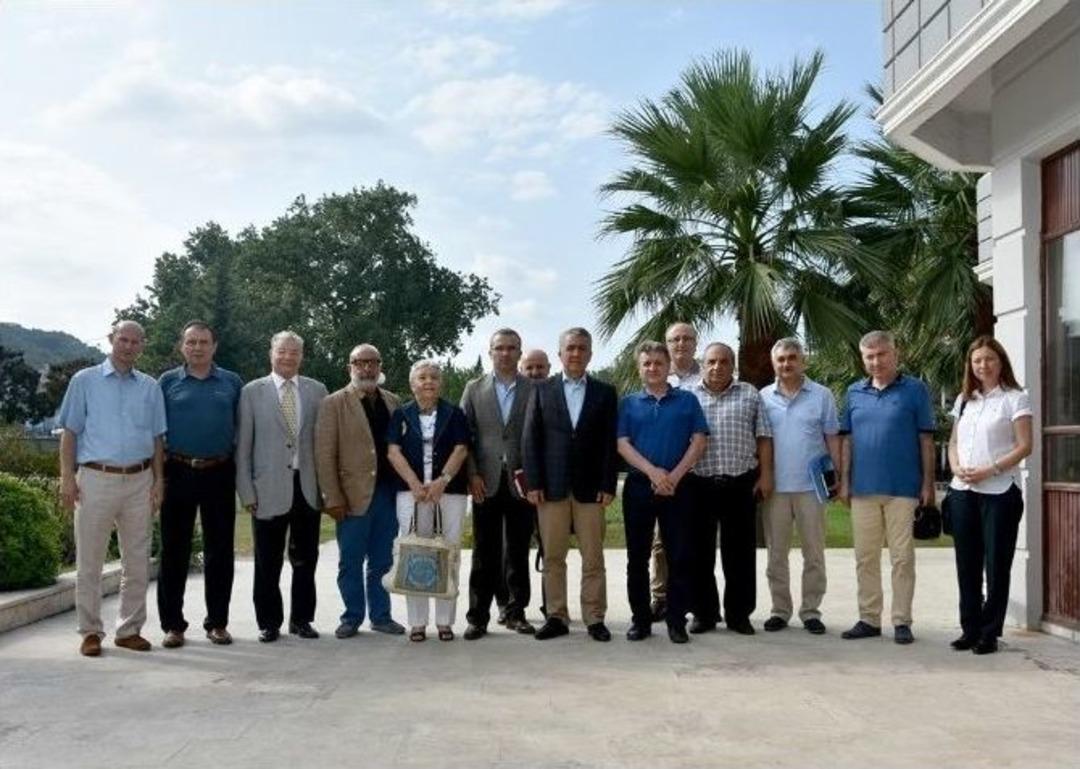 Rekt&ouml;r Bilgi&ccedil; Vakıf &Uuml;yeleri İle Buluştu