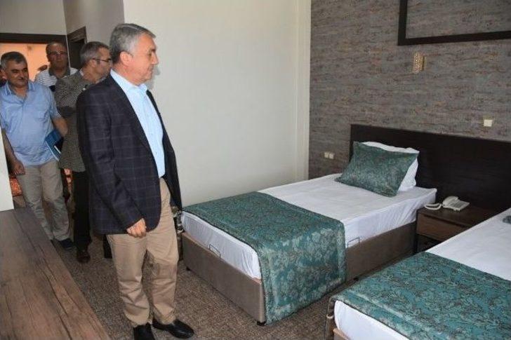 Rektör Bilgiç Vakıf Üyeleri İle Buluştu G4