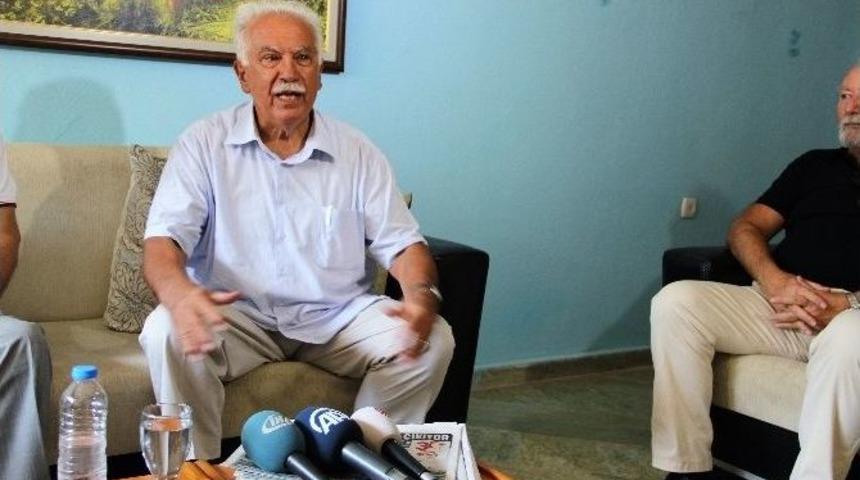 Doğu Perin&ccedil;ek: &ldquo;fethullah G&uuml;len Bir Ceset&rdquo;