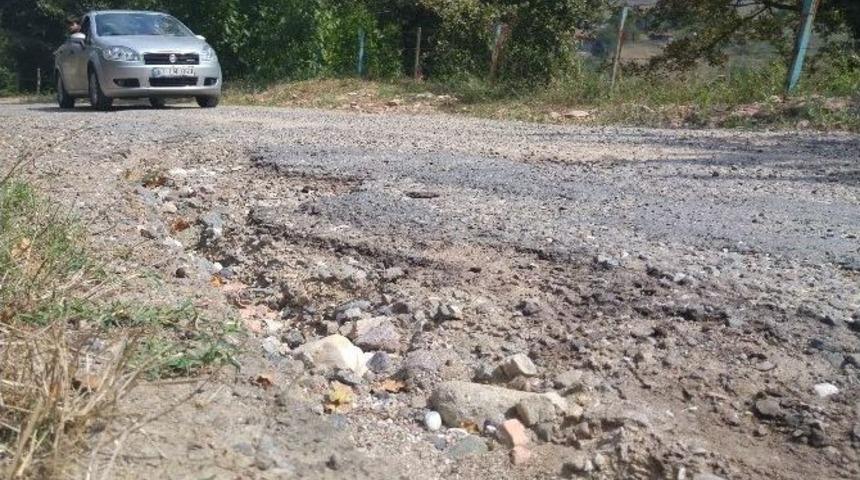 Hasbeyler K&ouml;y&uuml;&rsquo;ne Ulaşım G&uuml;&ccedil;l&uuml;kle Sağlanıyor