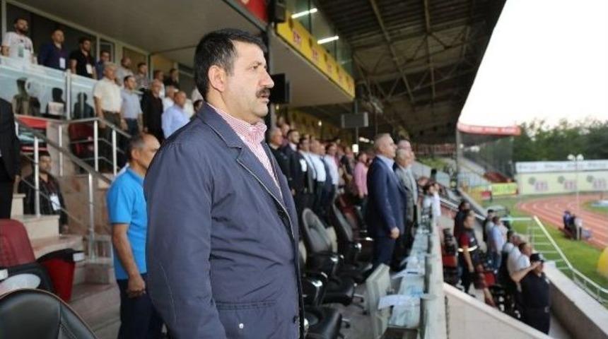 Ekinci Takımı Yalnız Bırakmadı