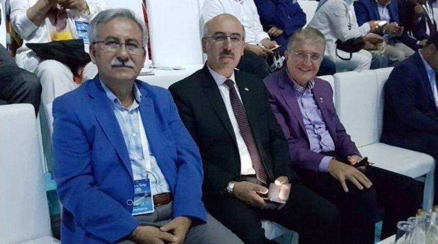 Rekt&ouml;r Kaplan: &ldquo;t&uuml;rk&ccedil;e Bayramı&rsquo;nda D&uuml;nyaya Mesaj Verildi&rdquo;