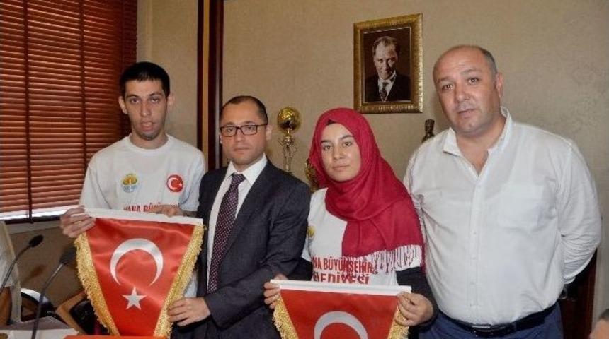 Gen&ccedil;lik Merkezleri&rsquo;nin Gurur Tablosu