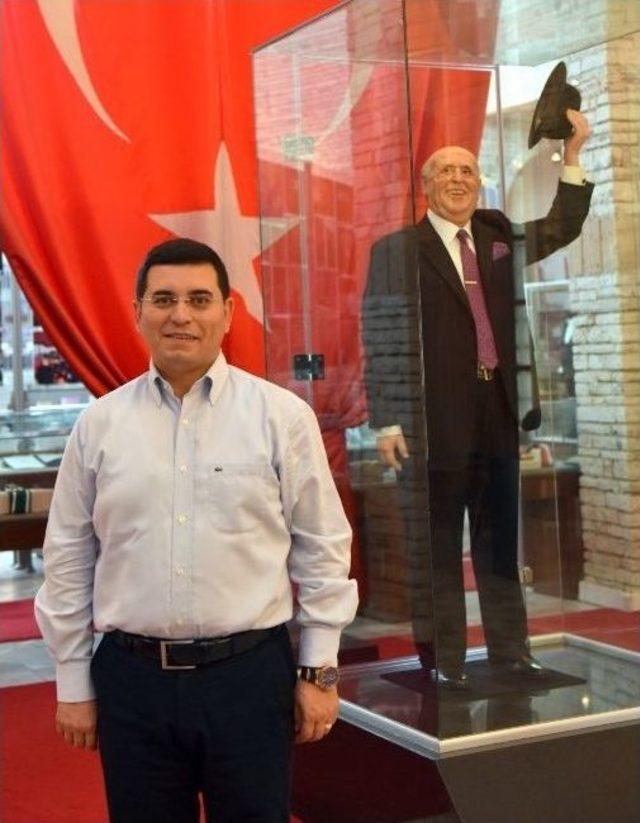 Başkan Tütüncü, Demirel’in Anıt Mezarını Ziyaret Etti