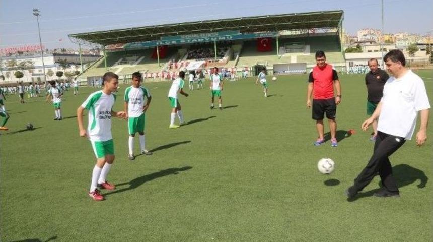 Başarılı Projeler Yeşil Sahalarda Hayat Buluyor