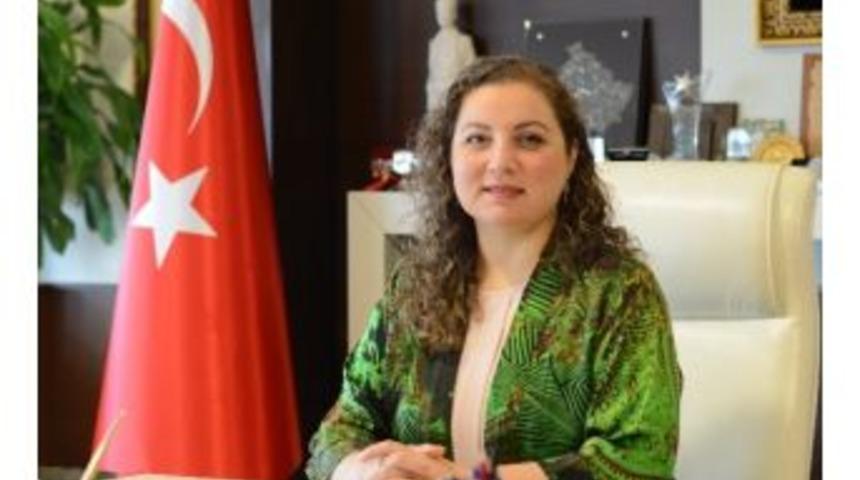 Rekt&ouml;r &Ccedil;akar&rsquo;dan 30 Ağustos Mesajı