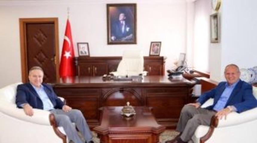 Başkan Keleş, "valimizin Atanması D&uuml;zce İ&ccedil;in Kayıp T&uuml;rkiye İ&ccedil;in Kazan&ccedil;tır"