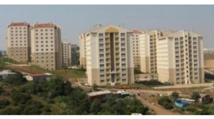 Bilecik&rsquo;teki Dar Gelirli Ailelerden &Ccedil;ekilişsiz Ev Tahsisine Tepki